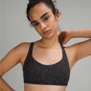 Lululemon free to be wild bra!